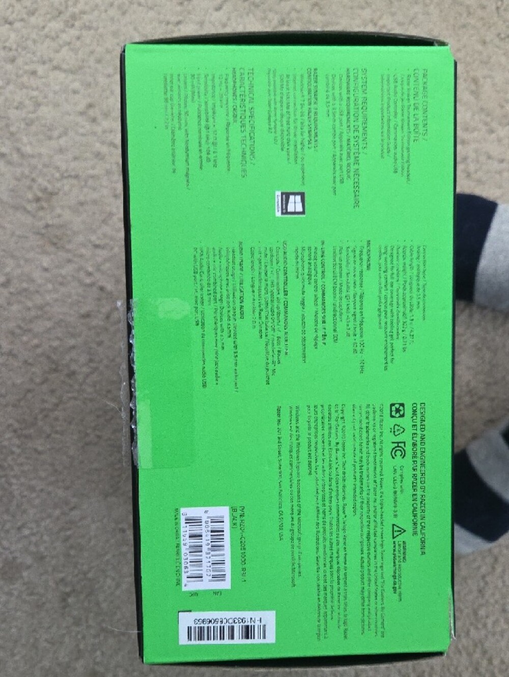 Razer Kraken Tournament Edition Headset — Black with Green Accents - Picture 3 of 5